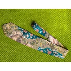 Vintage silk Jones New York floral tie